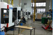 是買硬軌的還是線軌的？高精密雕銑機(jī)廠家為您解惑！[鴻天馳]